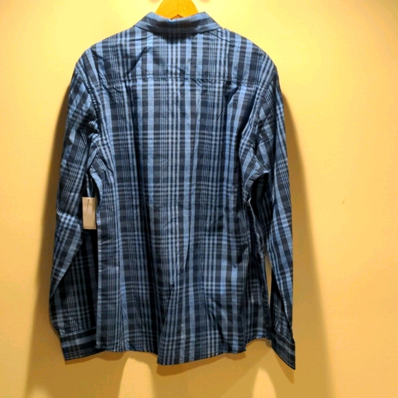 Young Mens Button Down Size Large - Picture 2 of 4